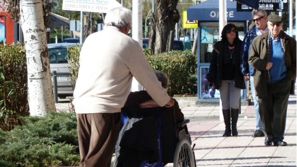 ancianos dependencia