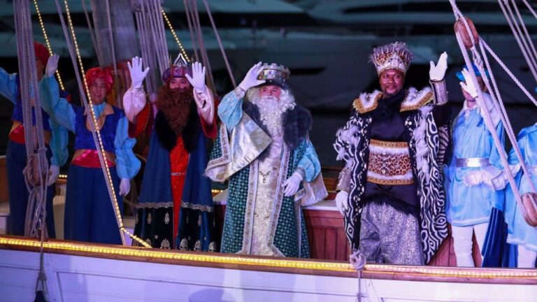 Melchor, Gaspar y Baltasar: los Reyes Magos, pendientes del cielo