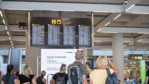 Aeropuerto caos retrasos