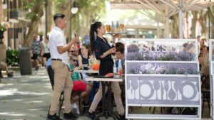 Trabajadores servicios camareros