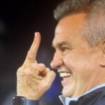 El entrenador barralet, Javier Aguirre, dejó esta curiosa imagen durante el choque