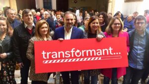 El exministro Jos&eacute; Luis &Aacute;balos en un acto del PSOE en Palma, junto a Francina Armengol y otros dirigentes socialistas.