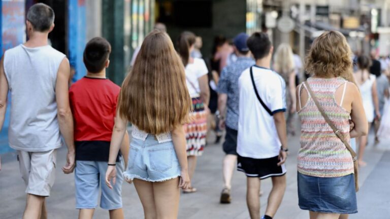 jovenes-calle-gente