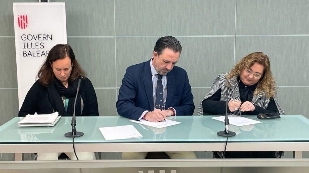 firma govern EAE
