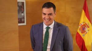 Pedro S&aacute;nchez risa