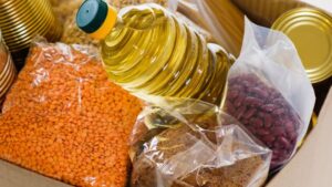 El Corte Inglés participa en la Gran Recogida de alimentos 2025 junto a FESBAL