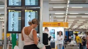 Aeropuerto caos retrasos