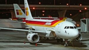 Avi&oacute;n de Iberia en pista