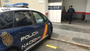Polic&iacute;a Nacional