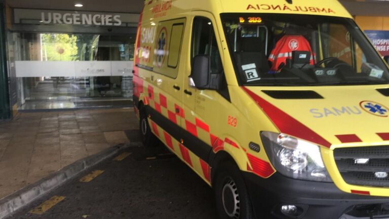 ambulancia 061 espases