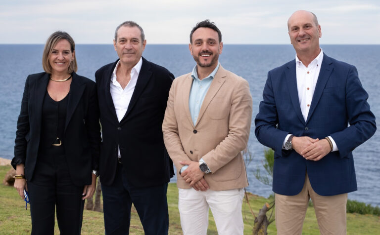 De izquierda a derecha: Marga Alemany, Joan Pla, Abraham Trujillano y Rafael Álvarez.