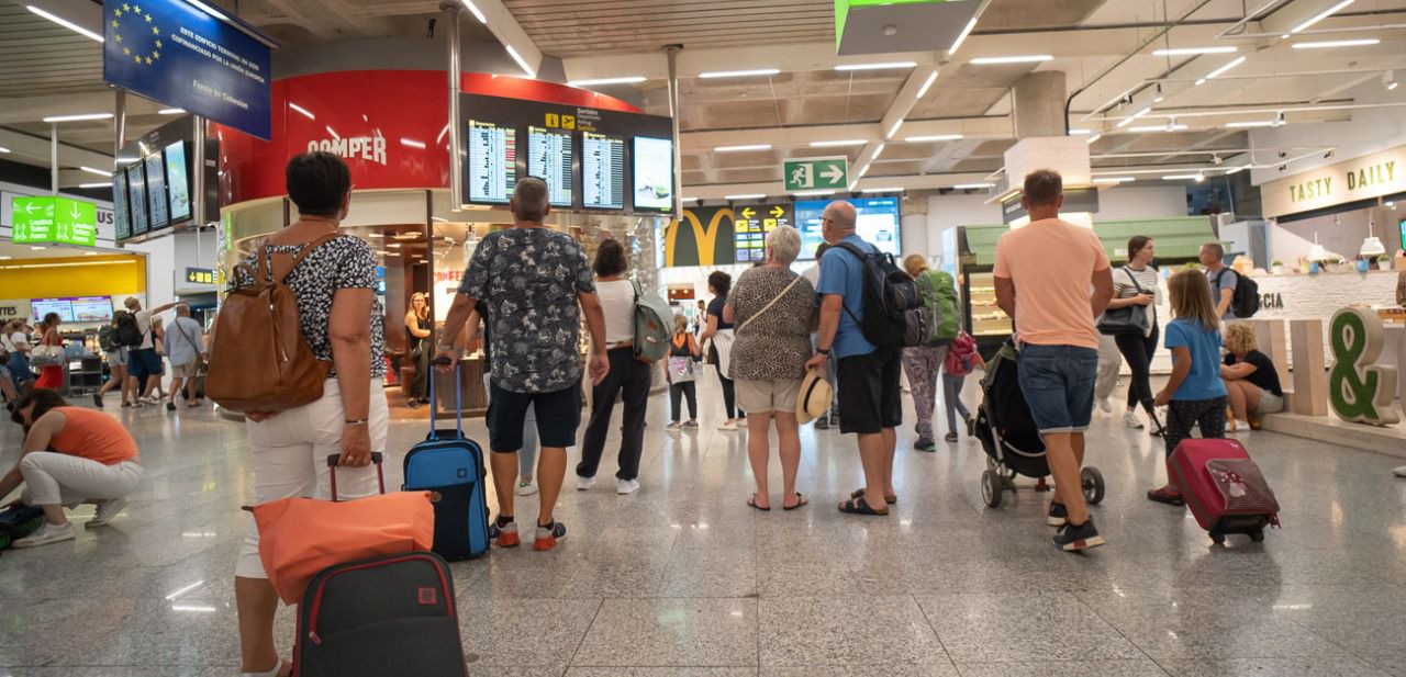 Aeropuerto Maletas Turistas