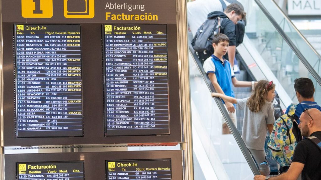 Aeropuerto caos retrasos