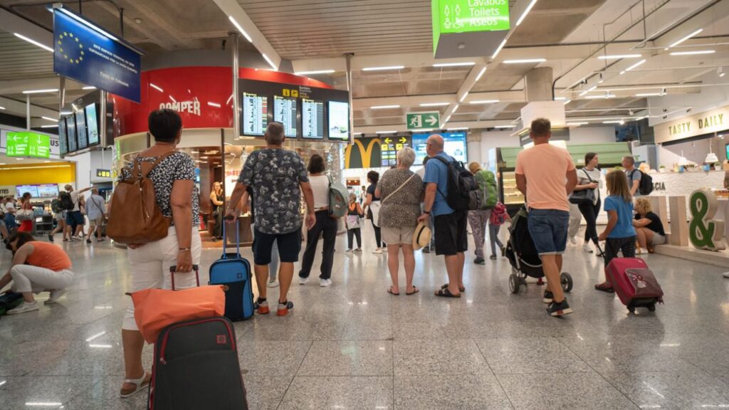 Aeropuerto Maletas Turistas