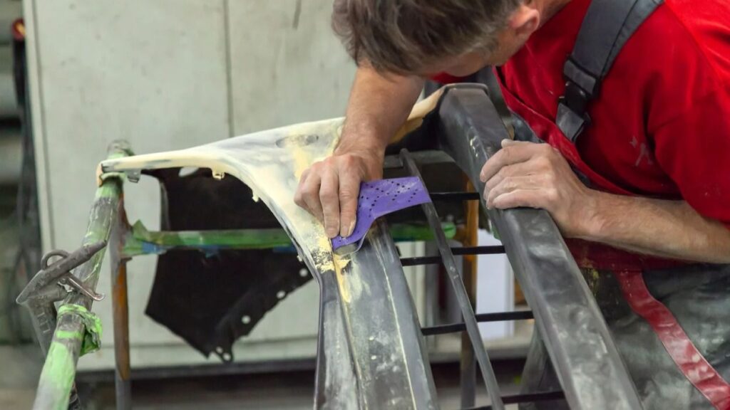 trabajador autonomo taller coches