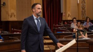 Parlament Ley de sucesiones