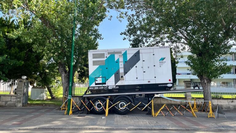 Imagen de un generador instalado en Alc&uacute;dia