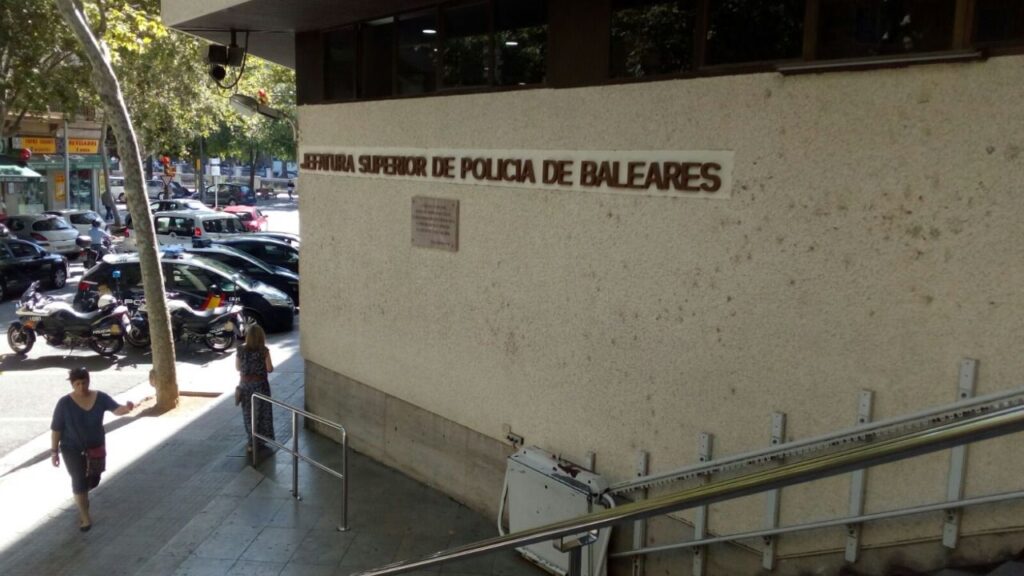policia nacional jefatura
