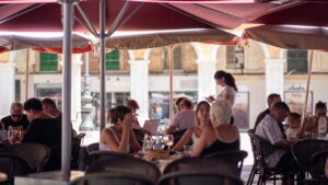 Trabajadores servicios camareros