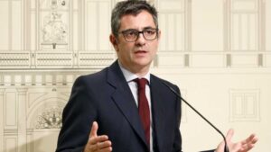 El juez Peinado pide al Supremo investigar a F&eacute;lix Bola&ntilde;os por malversaci&oacute;n y falso testimonio