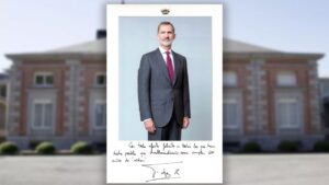 Felicitaci&oacute;n a mallorcadiario.com manuscrita por Felipe VI