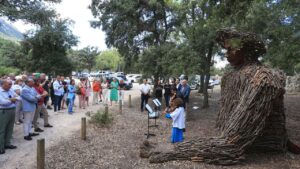 Escultura Pau victimas trafico