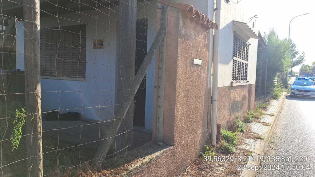 Lugar donde se escondía el ladrón cuando fue detenido, y donde guardaba todos los objetos robados.