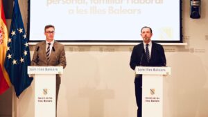 Antoni Costa y Alejandro S&aacute;enz de San Pedro.