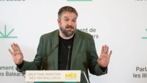 Llu&iacute;s Apesteguia