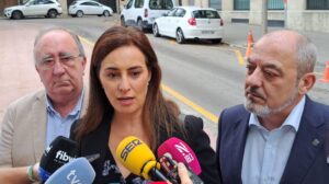 Los disidentes de Vox califican de "traici&oacute;n" la moratoria ling&uuml;&iacute;stica del Govern