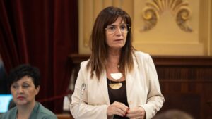 Manuela Ca&ntilde;adas.