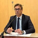 El conseller de Economía, Hacienda e Innovación, Antoni Costa, comparece el primero.