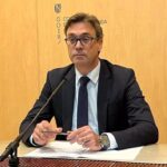 El conseller de Economía, Hacienda e Innovación, Antoni Costa, comparece el primero.