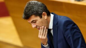 Mazón dimite y emplaza a Les Corts a elegir un nuevo president