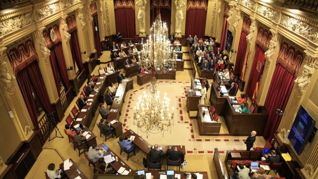 Parlament Debate Política General