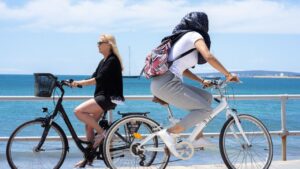 playa-can-pere-antoni-mascarilla-sol-buen-tiempo-bici