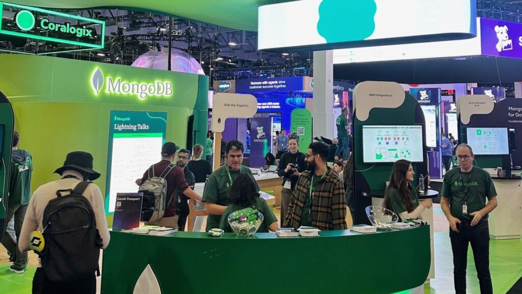 turistec mongodb