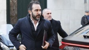 V&iacute;ctor de Aldama en una visita a los juzgados por el caso koldo