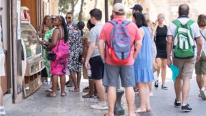 Turistas Ola de Calor