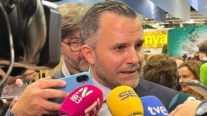 El presidente de la Fehm, Javier Vich, en Fitur 2025.