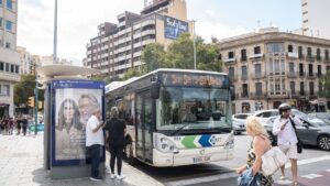 www.mallorcadiario.com fotos 1 485640 plaza de las estaciones autobuses emt tib policia local plaza espana 23