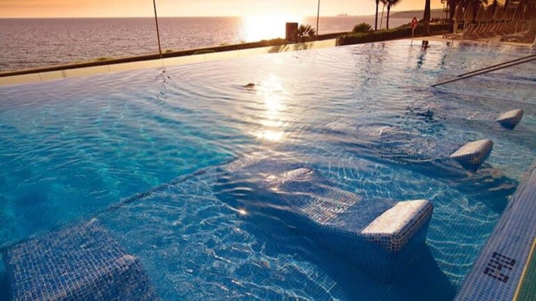 Puesta de sol en el Hotel Riu Palace Meloneras.