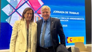 Clara del Moral y Jos&eacute; Marcial Rodr&iacute;guez D&iacute;az durante la jornada