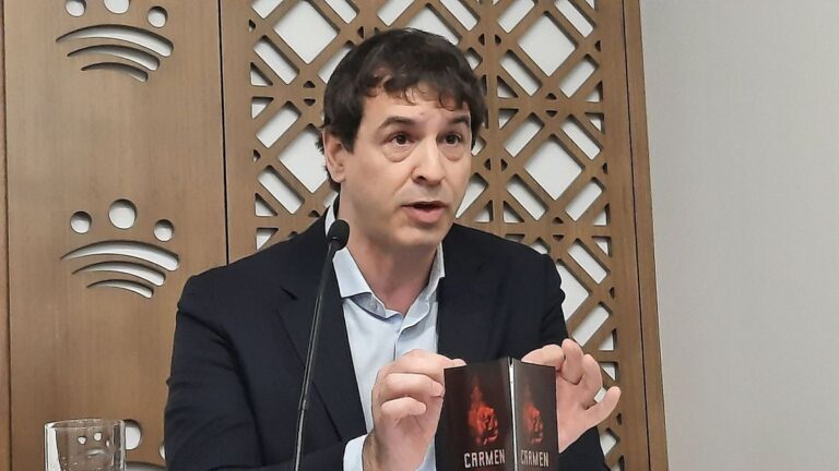 La jueza propone juzgar al hermano de Pedro Sánchez por prevaricación y tráfico de influencias