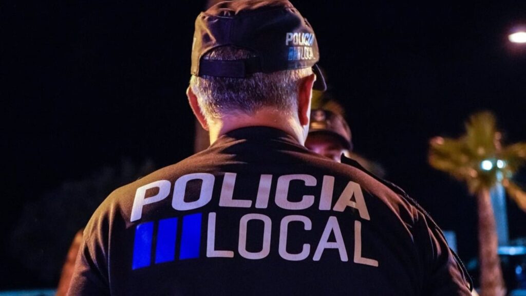 www.mallorcadiario.com fotos 1 485705 policia local palma noche