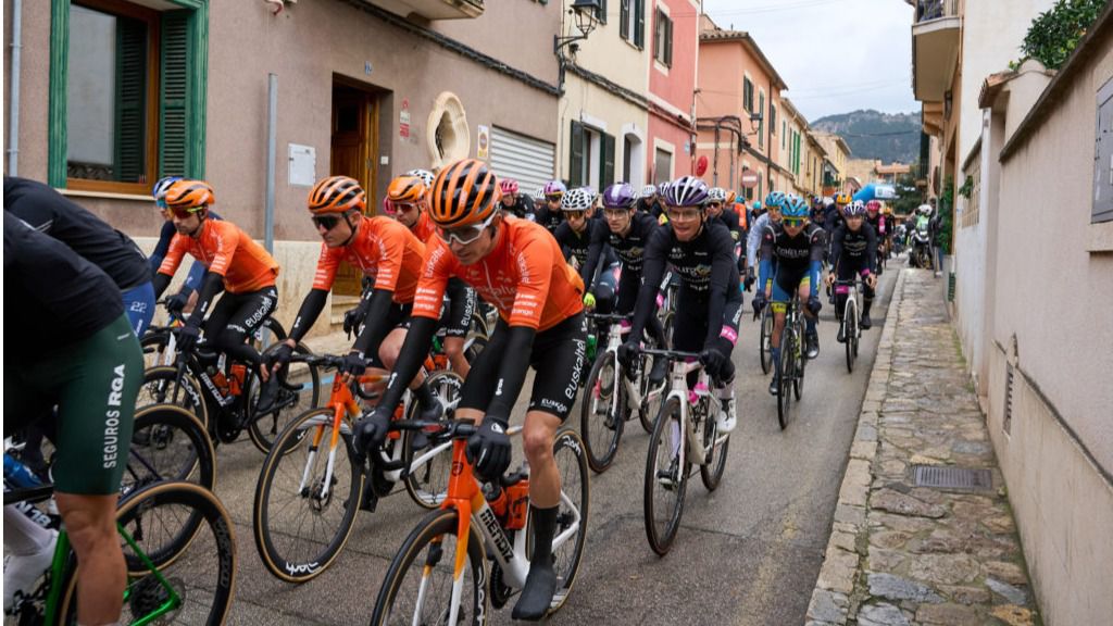 www.mallorcadiario.com fotos 1 485759 challenge ciclista mallorca 2025 1