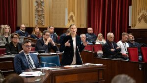 www.mallorcadiario.com fotos 1 485842 parlament 4 febrero 250