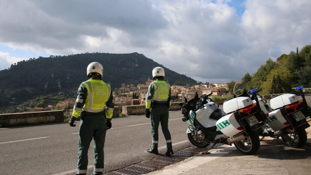 www.mallorcadiario.com fotos 1 485882 guardia civil llucmajor 1