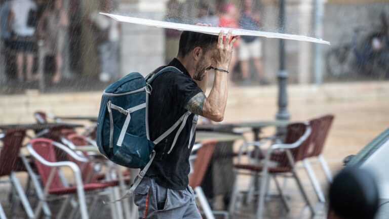 Cambio de tiempo radical en Mallorca: fuertes lluvias y bajada drástica de temperaturas