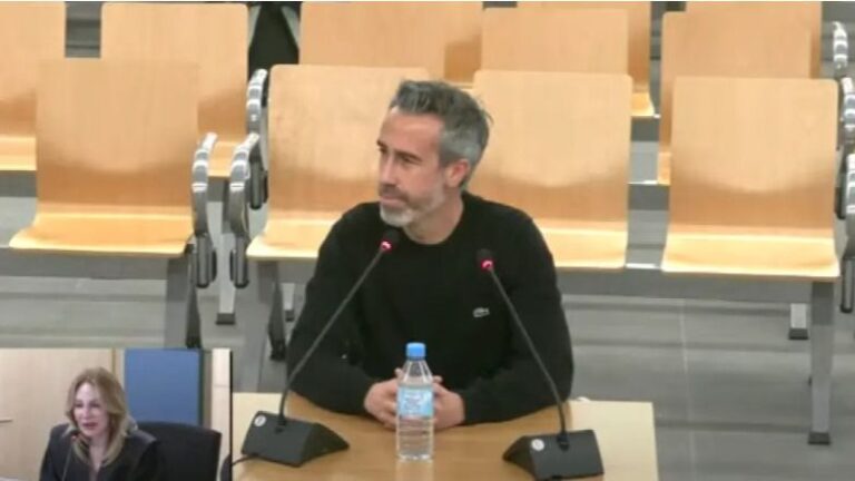 El exentrenador de la selección española femenina, en el momento de su declaración.